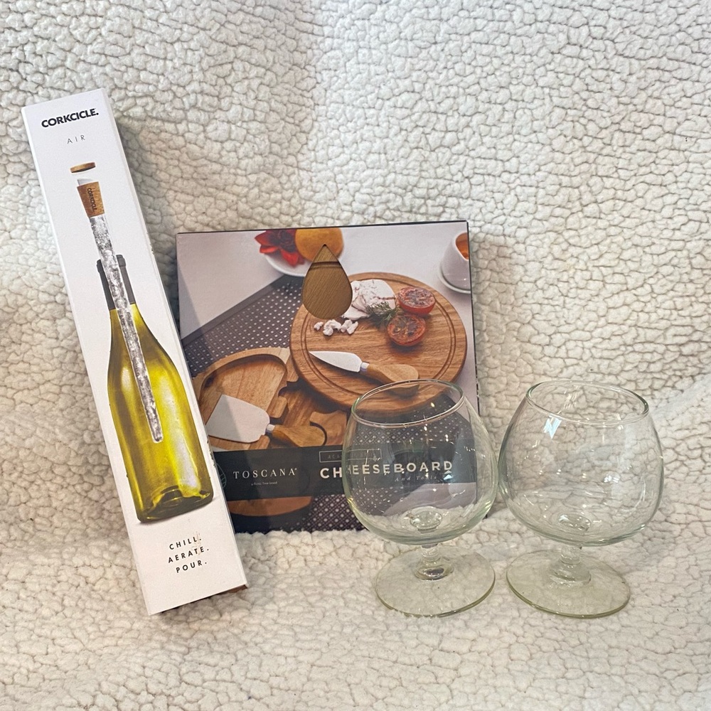Wine & Cheeseboard Bundle